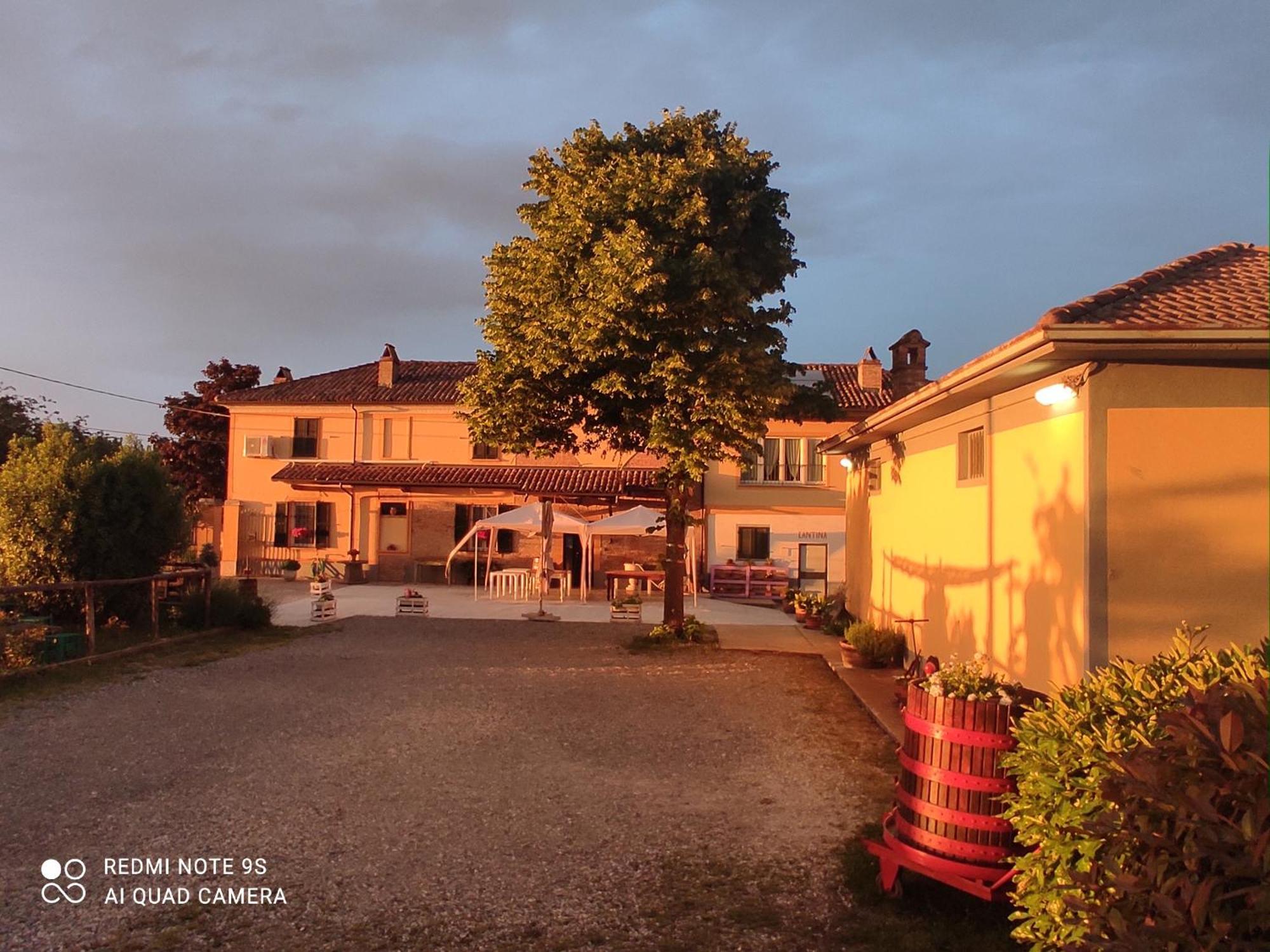 Cascina Angelina Villa Casteggio Dış mekan fotoğraf